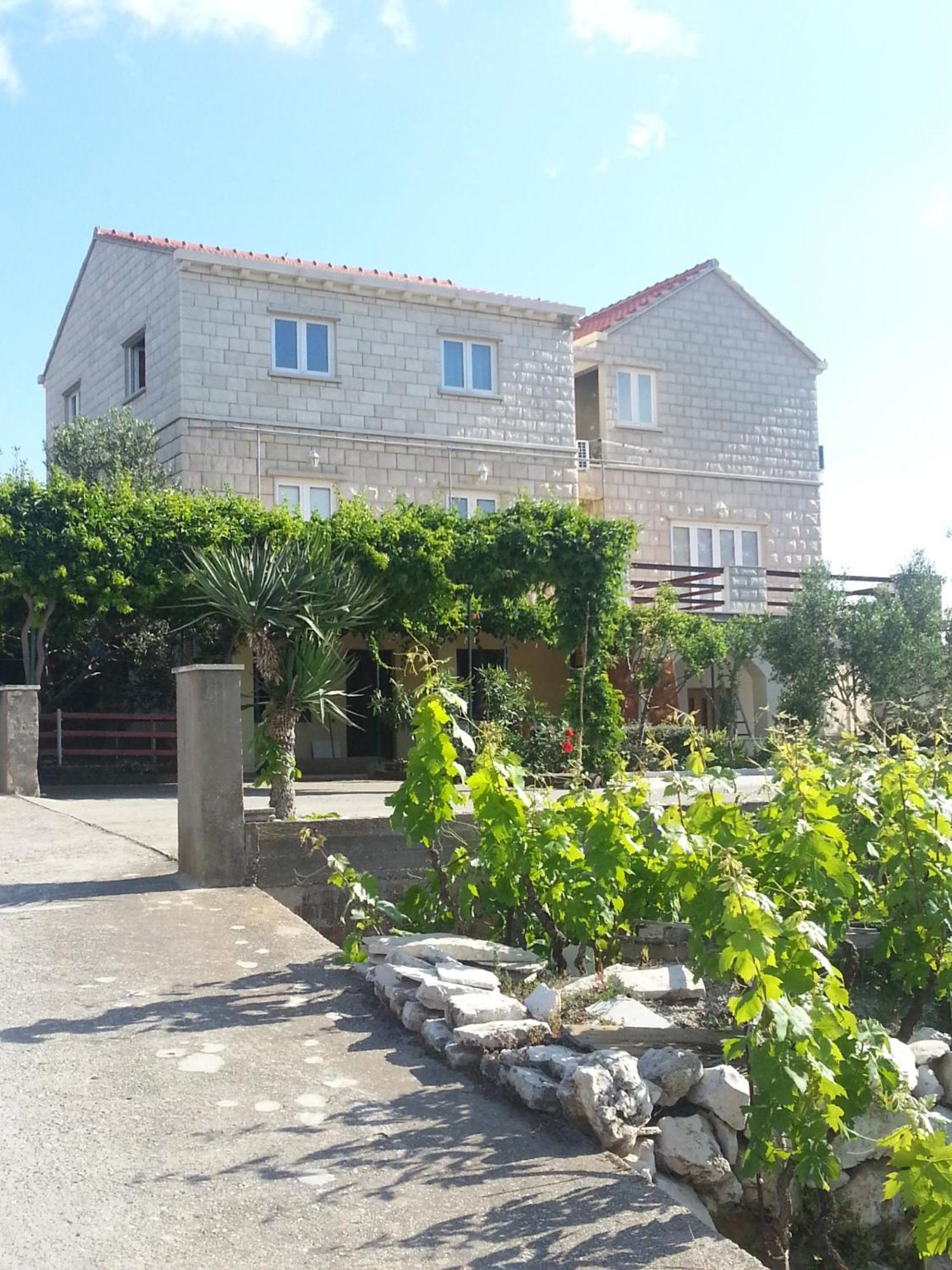 Apartments Sunce Лумбарда Екстериор снимка