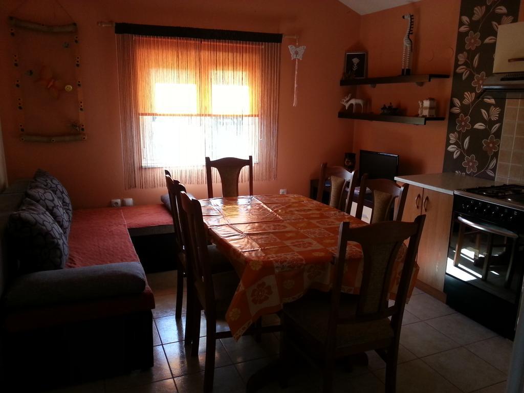 Apartments Sunce Лумбарда Екстериор снимка
