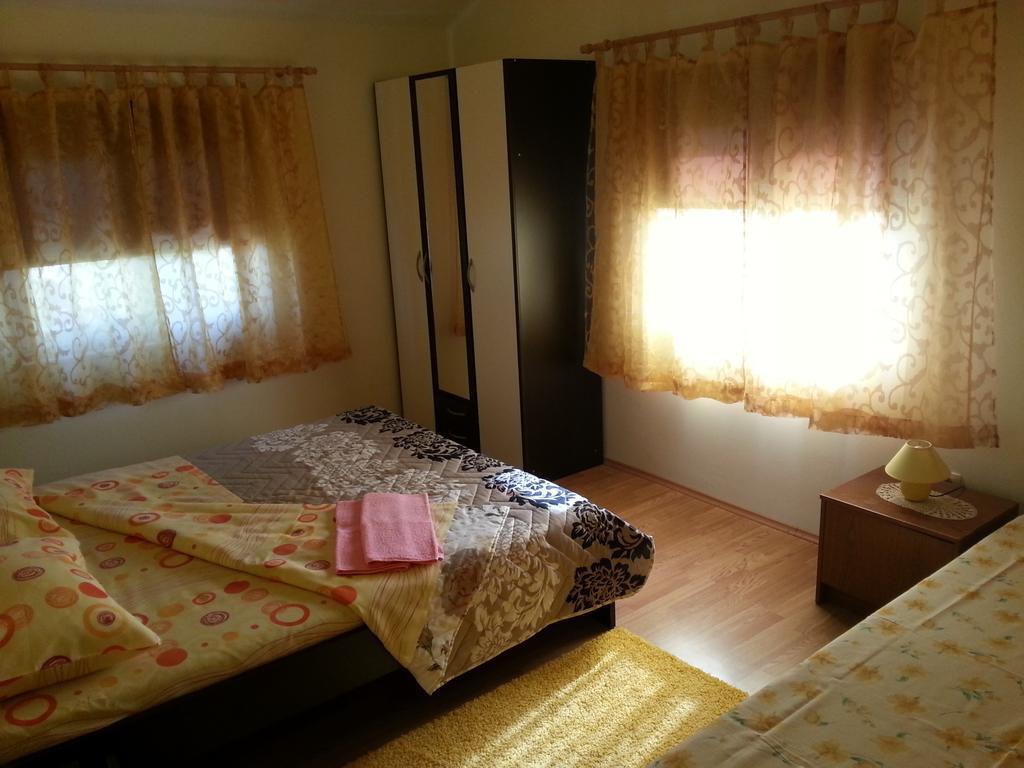 Apartments Sunce Лумбарда Екстериор снимка