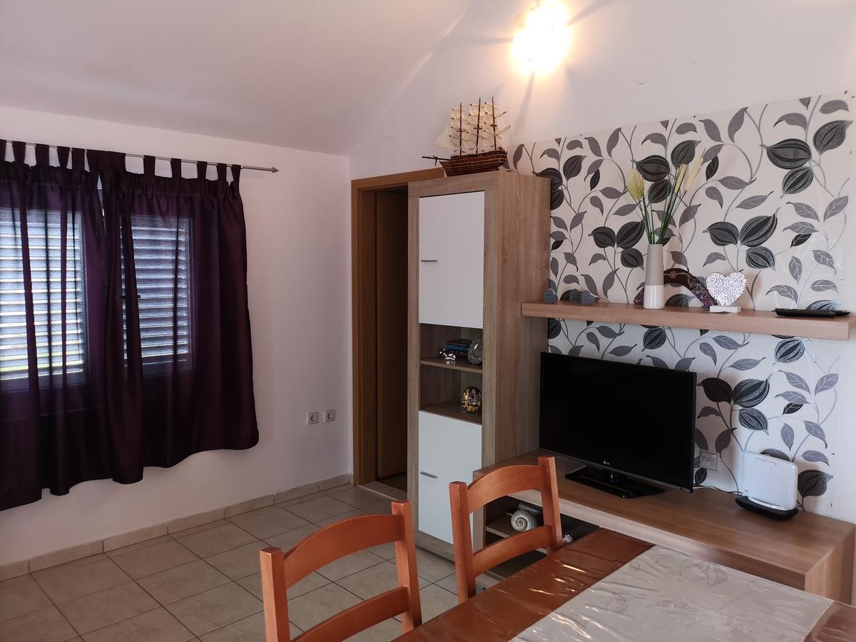 Apartments Sunce Лумбарда Екстериор снимка