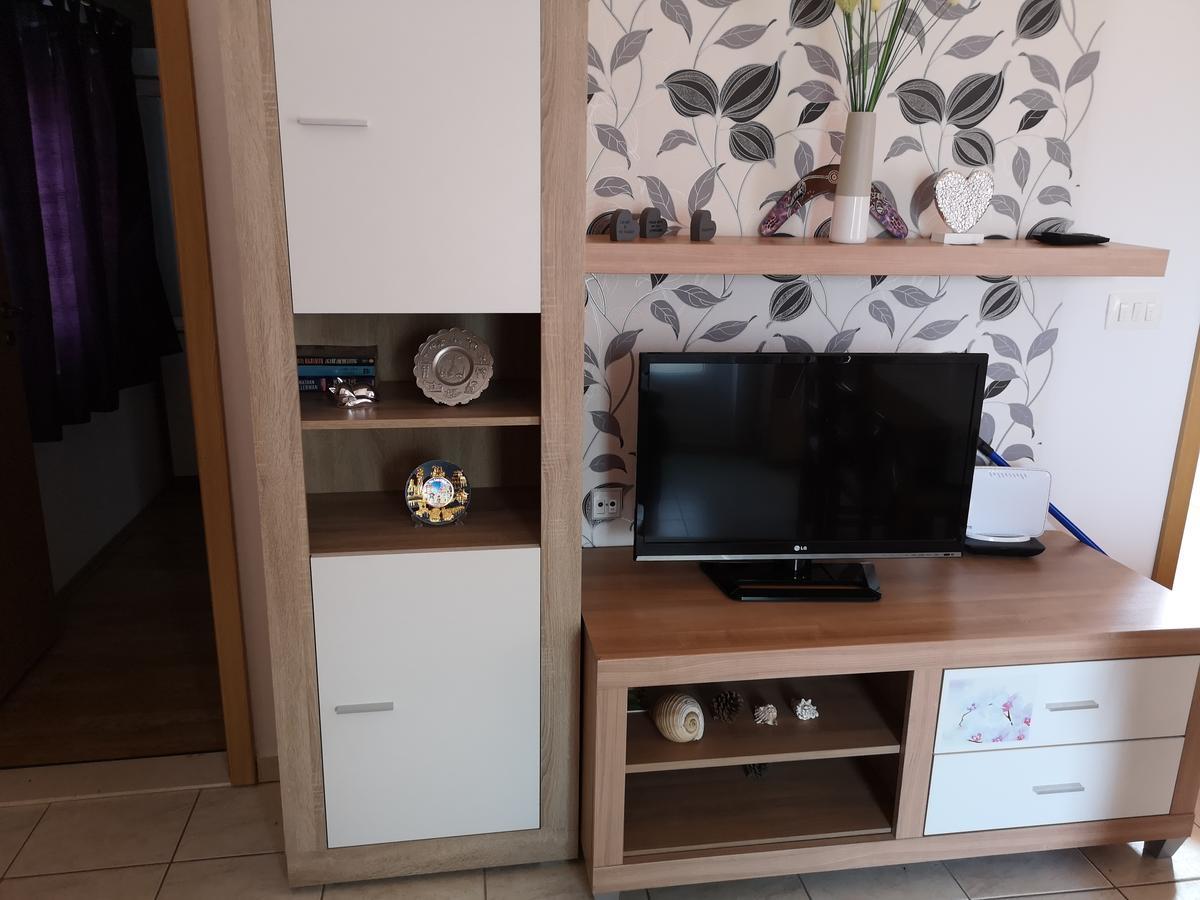 Apartments Sunce Лумбарда Екстериор снимка